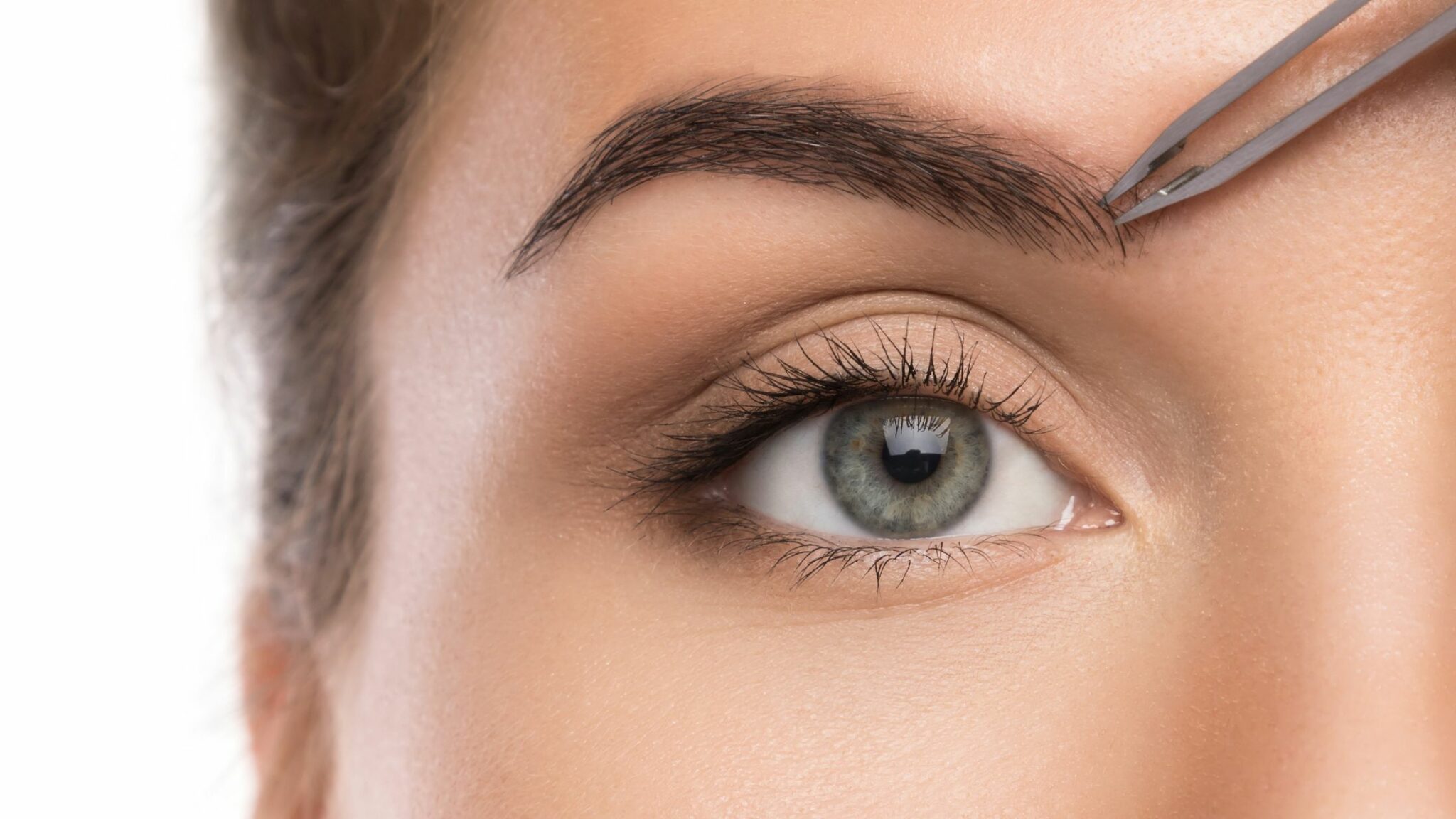 The Arched Eyebrow Trend And Guide To Get Perfect Arched Eyebrows